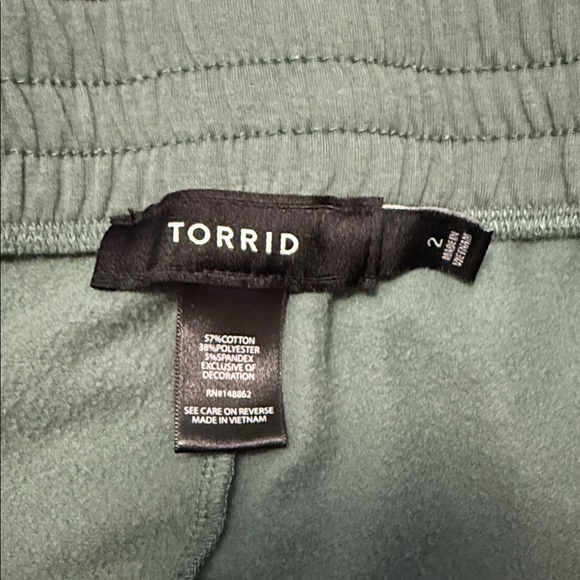 Torrid Green Hoodie and Joggers Set - Picture 4 of 8